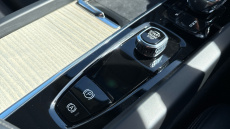 Volvo Xc60 2.0 T8 455 RC PHEV Inscription Pro 5dr AWD Auto Estate